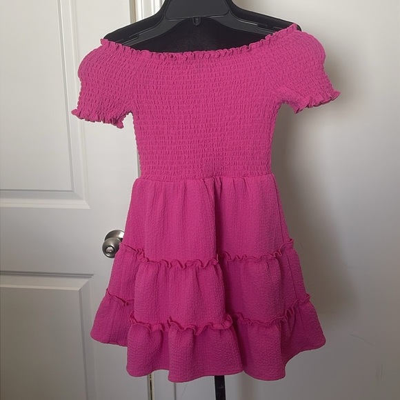 Art Class Off The Shoulder Pink Smocked Dress Size S (6-7) - Picture 2 of 4